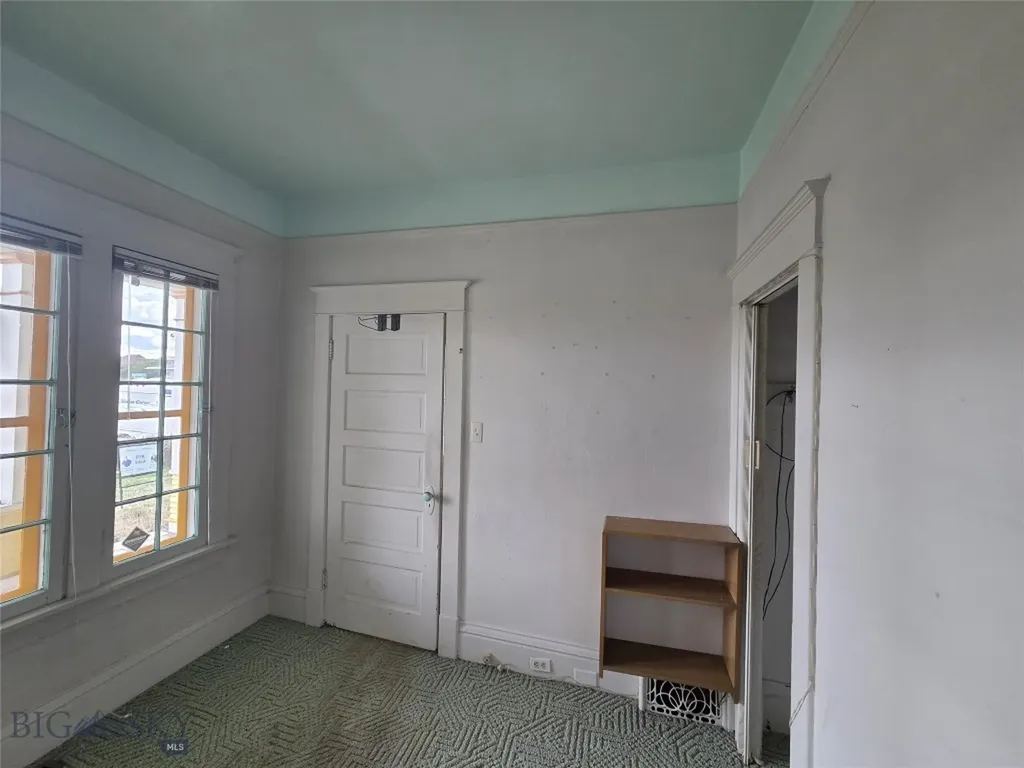 1035 Antimony Butte MT 59701