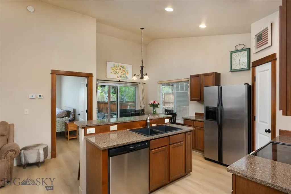 4366 Glenwood Drive Bozeman MT 59718
