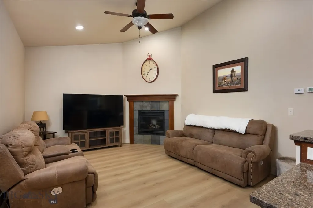 4366 Glenwood Drive Bozeman MT 59718