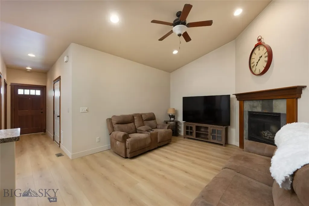 4366 Glenwood Drive Bozeman MT 59718