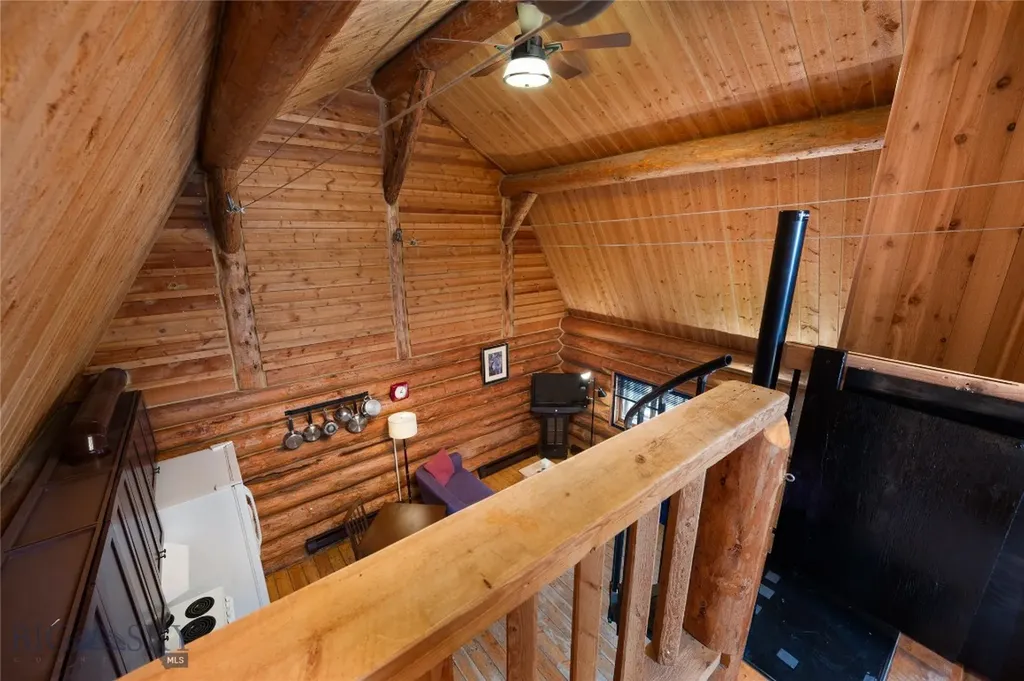 308 3rd Street S Gardiner MT 59030