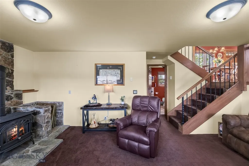 2720 Outlaw Drive Belgrade MT 59714
