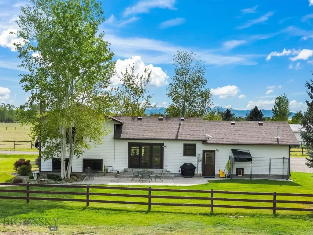 2720 Outlaw Drive Belgrade MT 59714