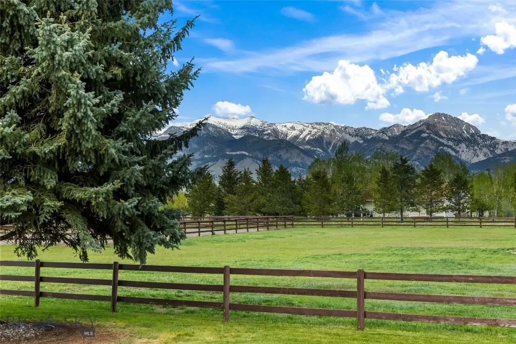 2720 Outlaw Drive Belgrade MT 59714