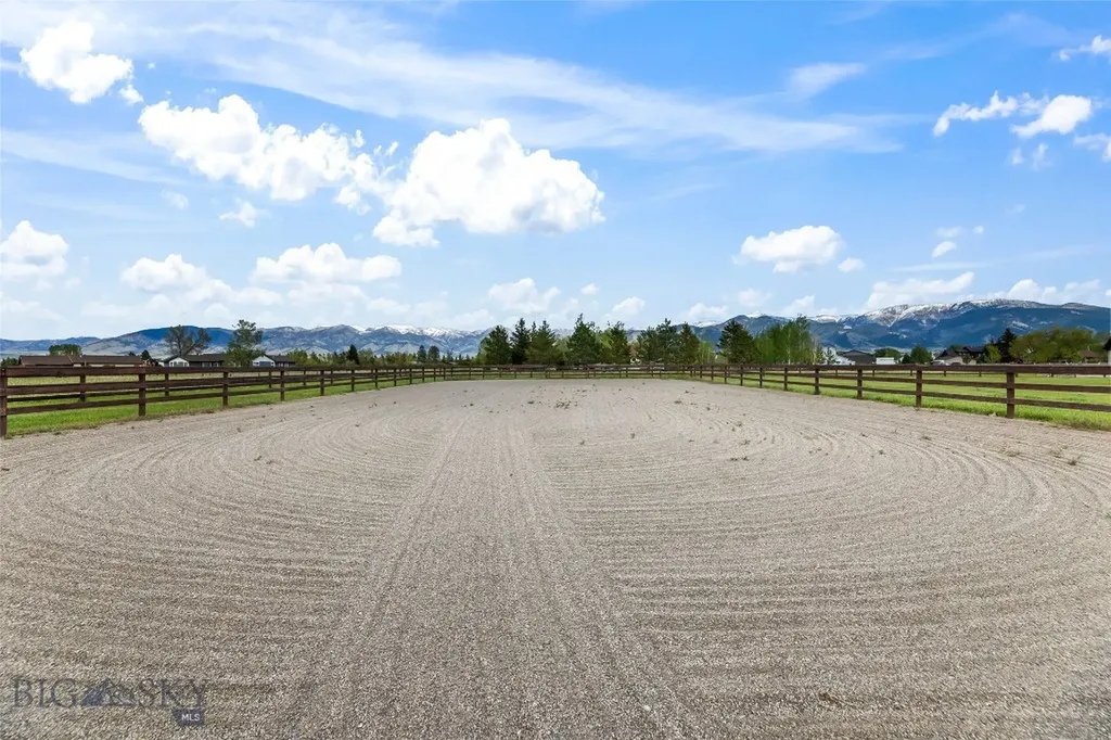 2720 Outlaw Drive Belgrade MT 59714