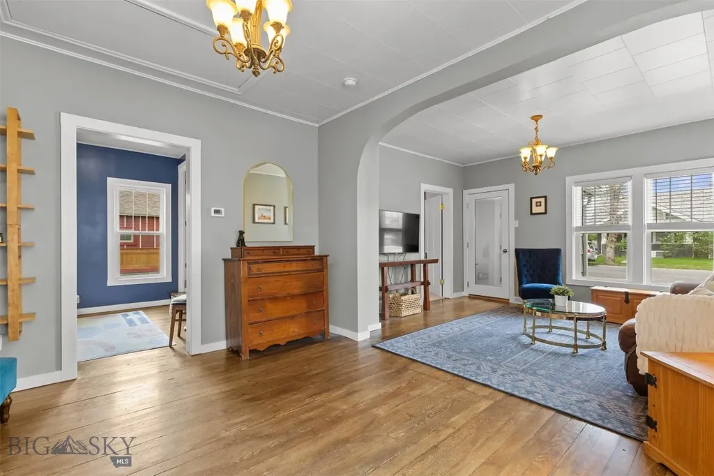 115 N Broadway Manhattan MT 59741