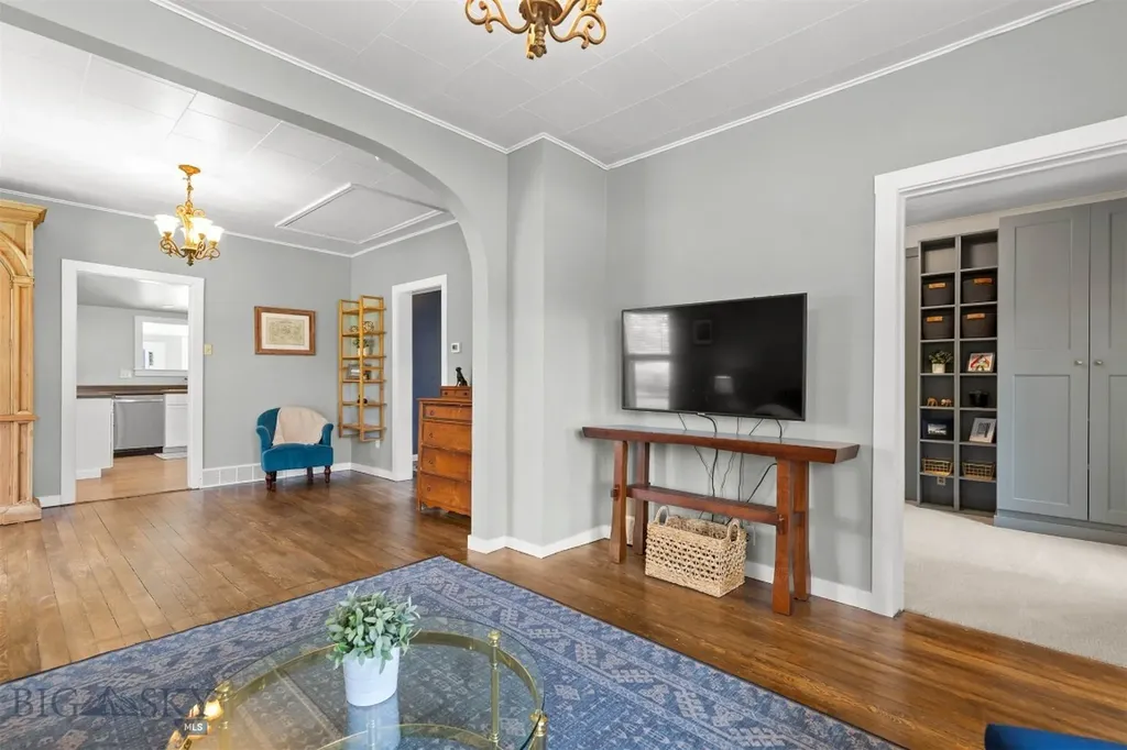 115 N Broadway Manhattan MT 59741