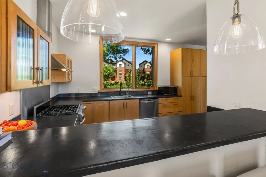 213 Turtle Way Bozeman MT 59715