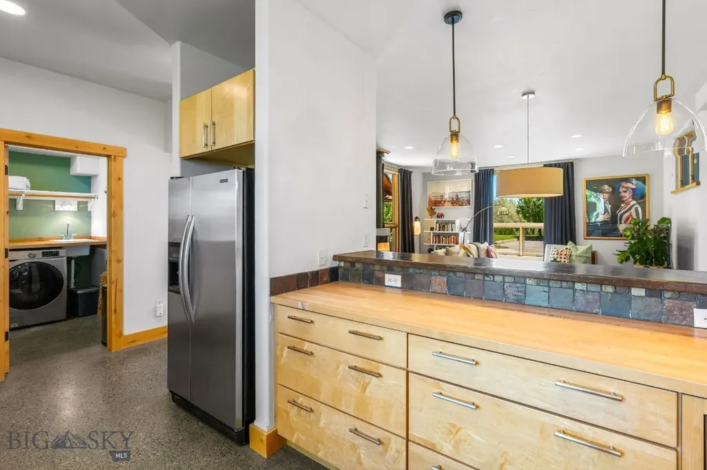 213 Turtle Way Bozeman MT 59715