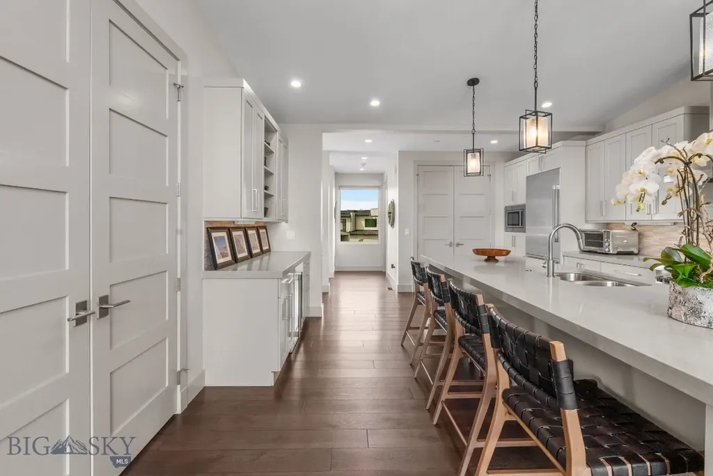 10 Caymus Lane Bozeman MT 59718