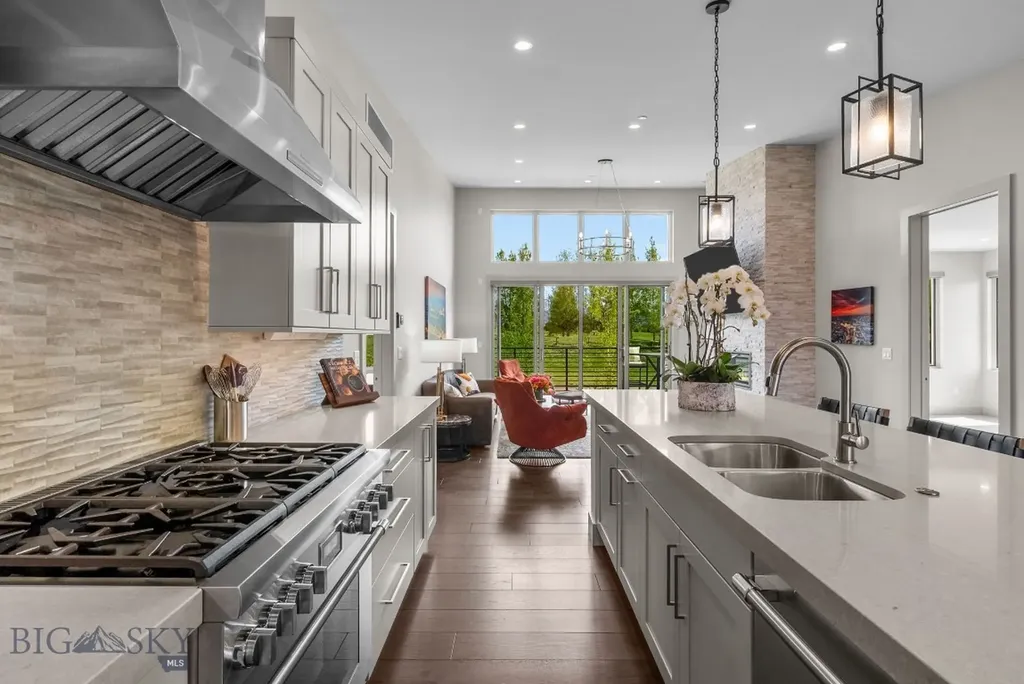 10 Caymus Lane Bozeman MT 59718