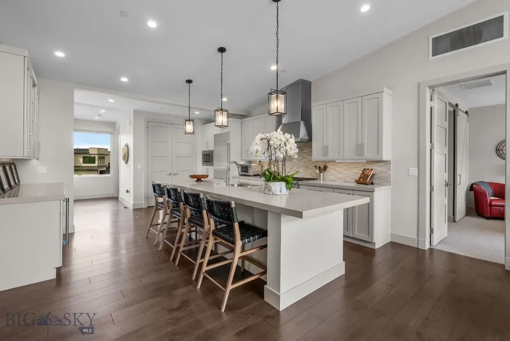 10 Caymus Lane Bozeman MT 59718