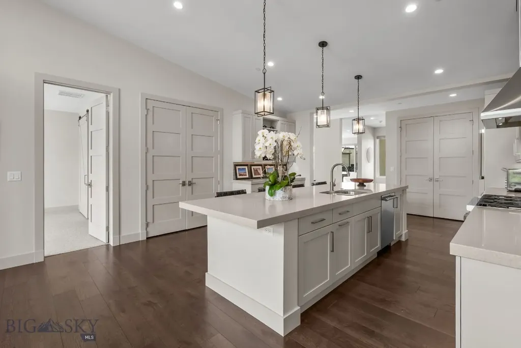 10 Caymus Lane Bozeman MT 59718