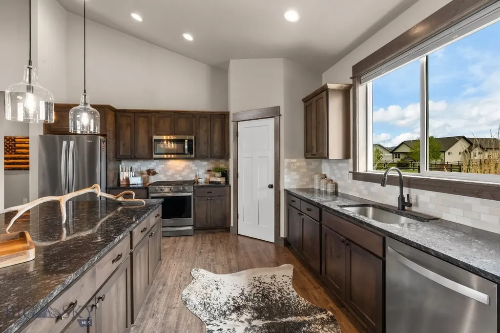 108 Travelers Way Manhattan MT 59741