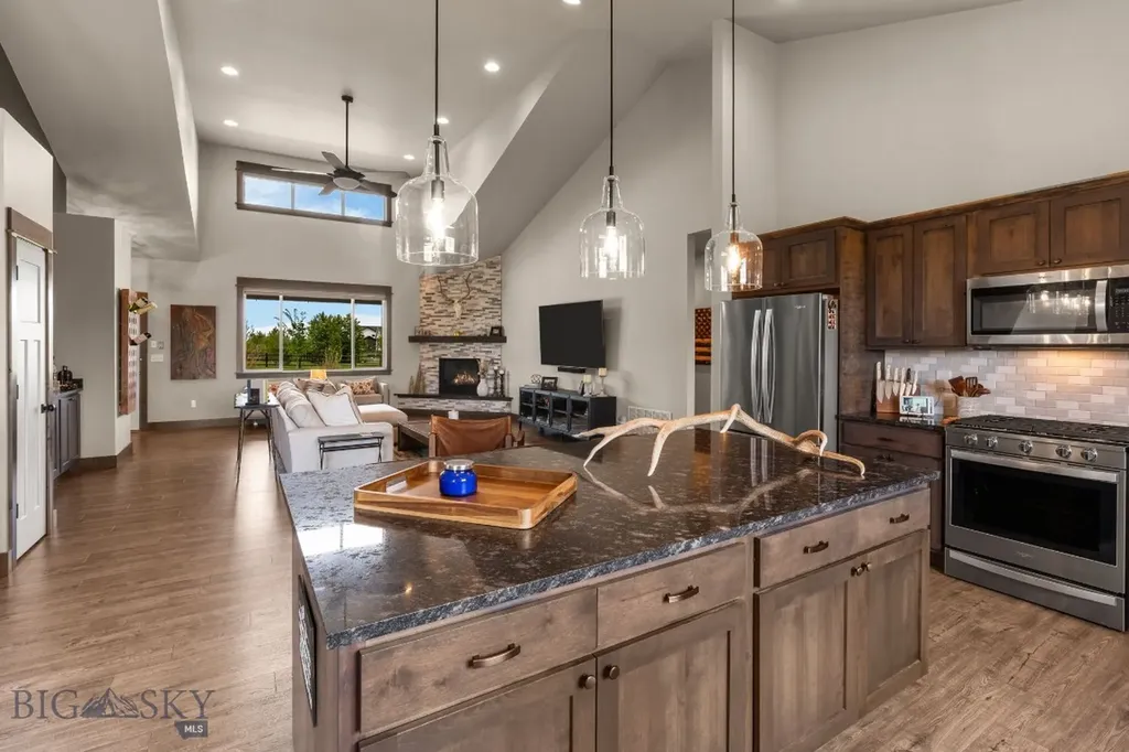 108 Travelers Way Manhattan MT 59741
