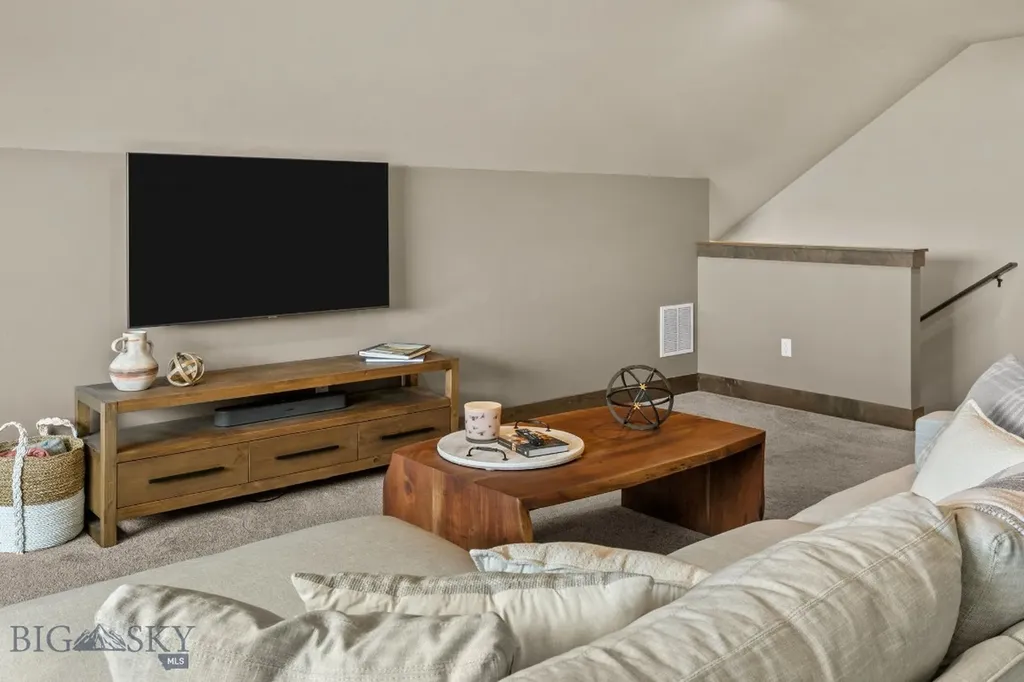108 Travelers Way Manhattan MT 59741