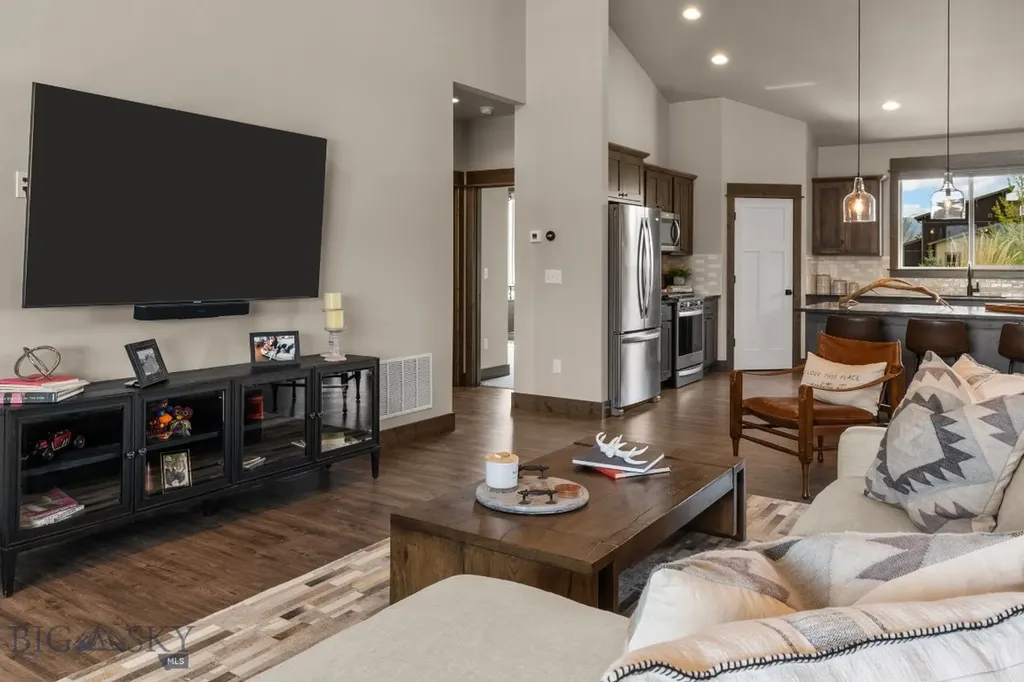 108 Travelers Way Manhattan MT 59741