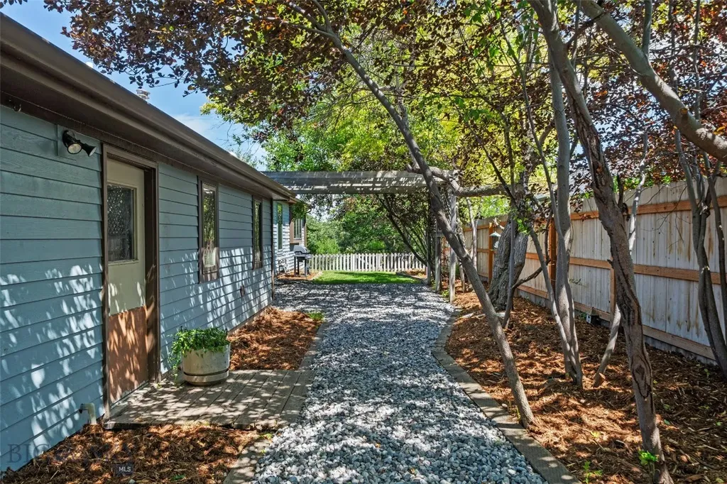 104 Heritage Drive Bozeman MT 59715