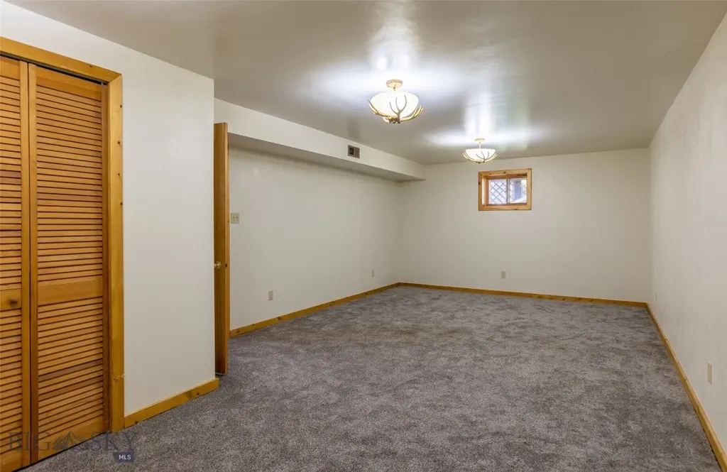 1253 Rock Creek Road Philipsburg MT 59858