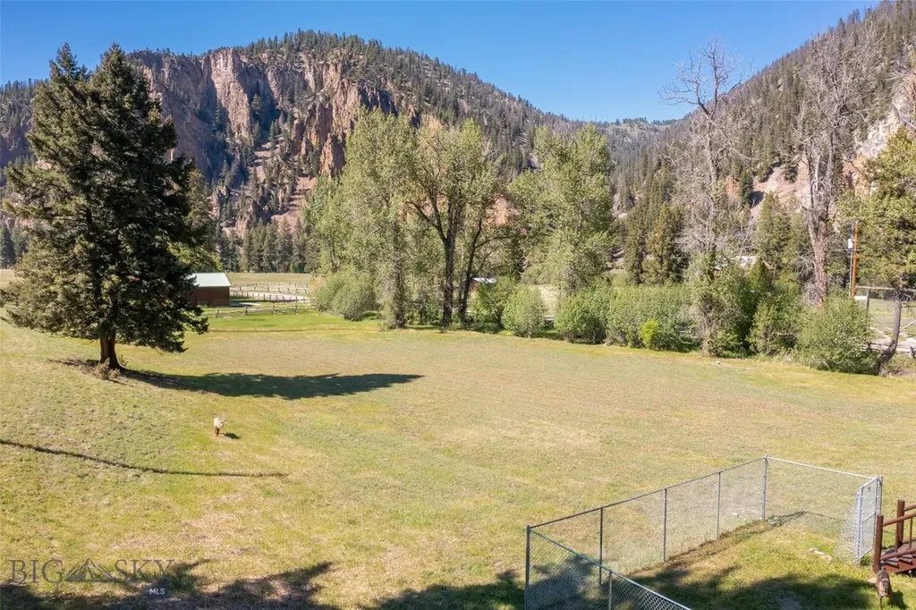 1253 Rock Creek Road Philipsburg MT 59858
