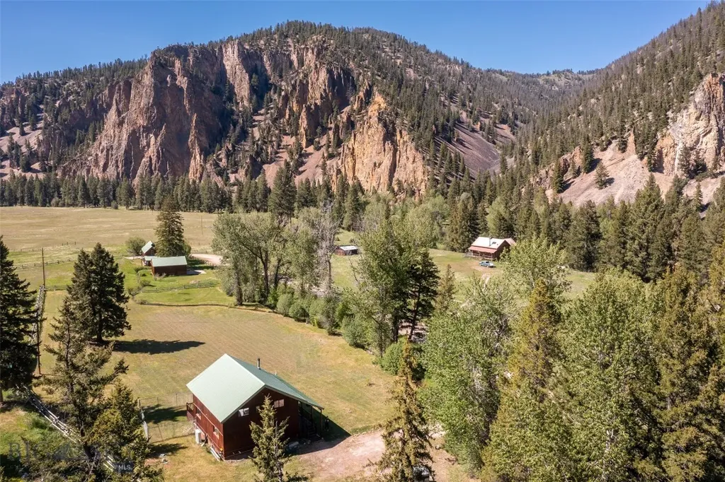 1253 Rock Creek Road Philipsburg MT 59858