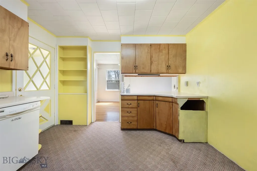 709 Oregon Street Deer Lodge MT 59722