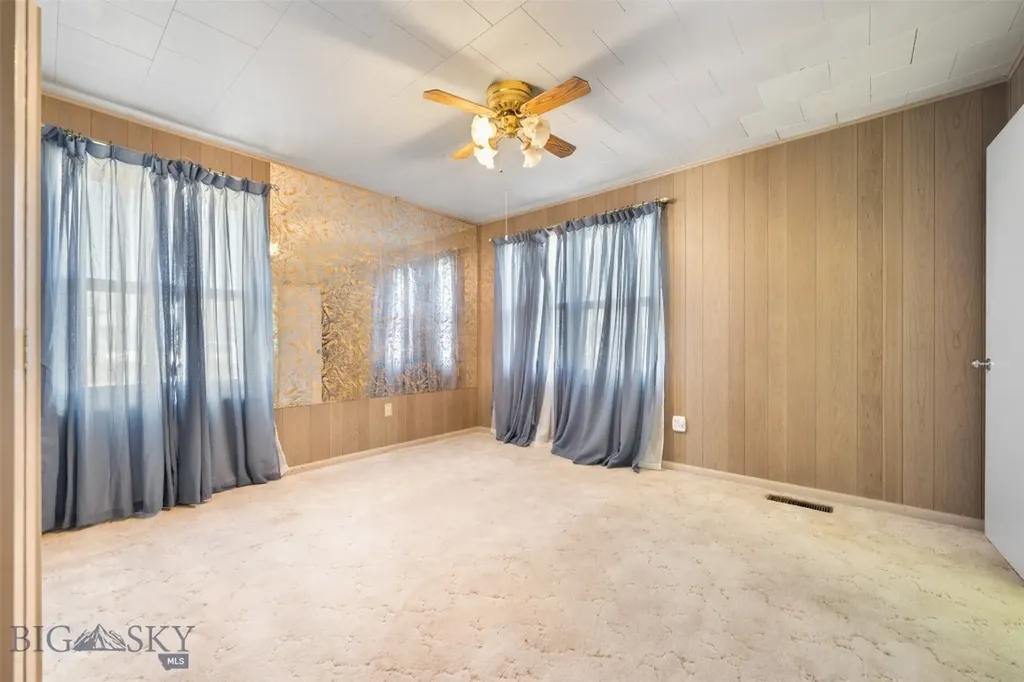 709 Oregon Street Deer Lodge MT 59722