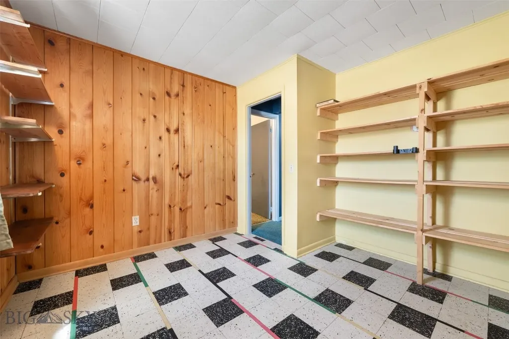 709 Oregon Street Deer Lodge MT 59722