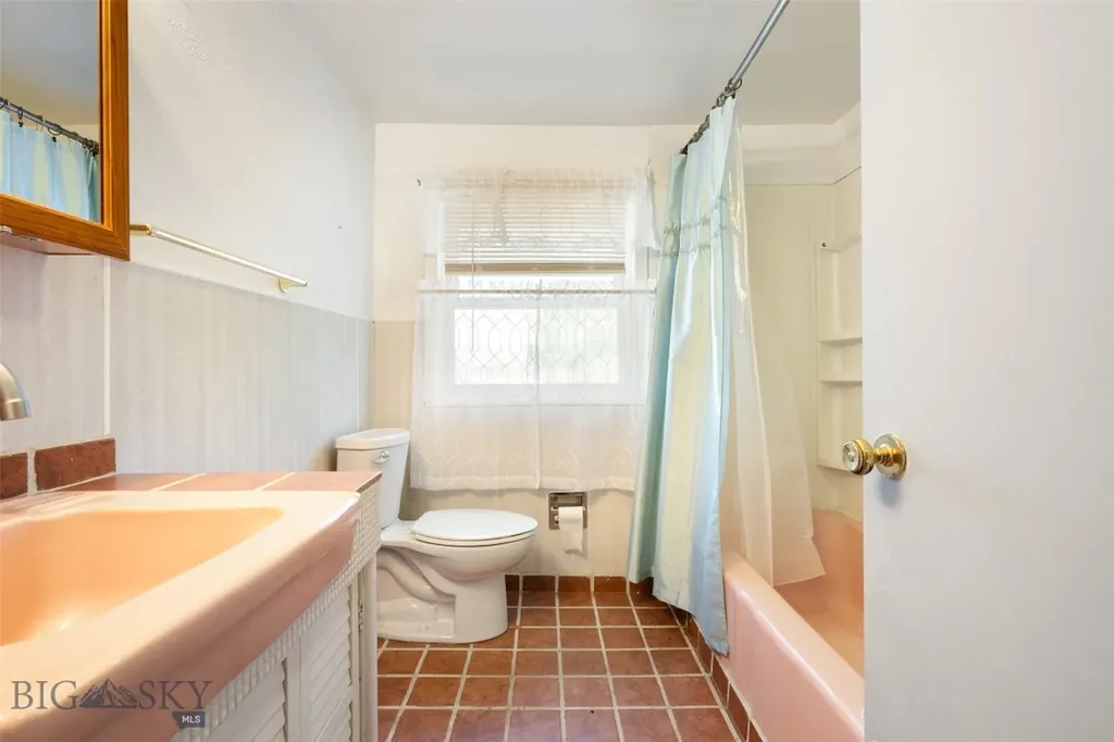 709 Oregon Street Deer Lodge MT 59722