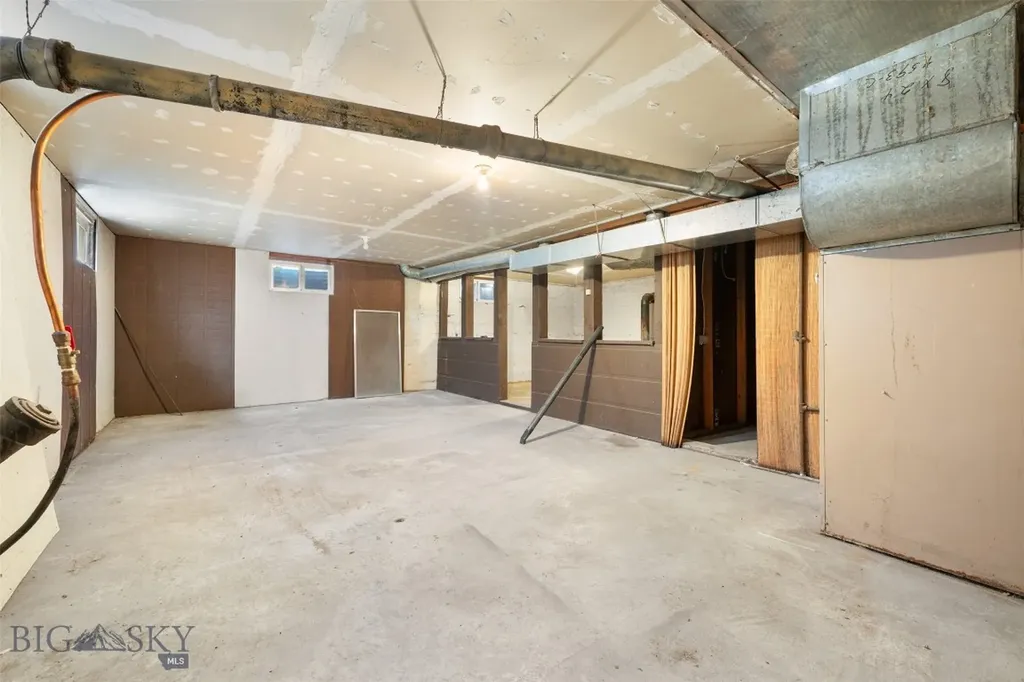 709 Oregon Street Deer Lodge MT 59722