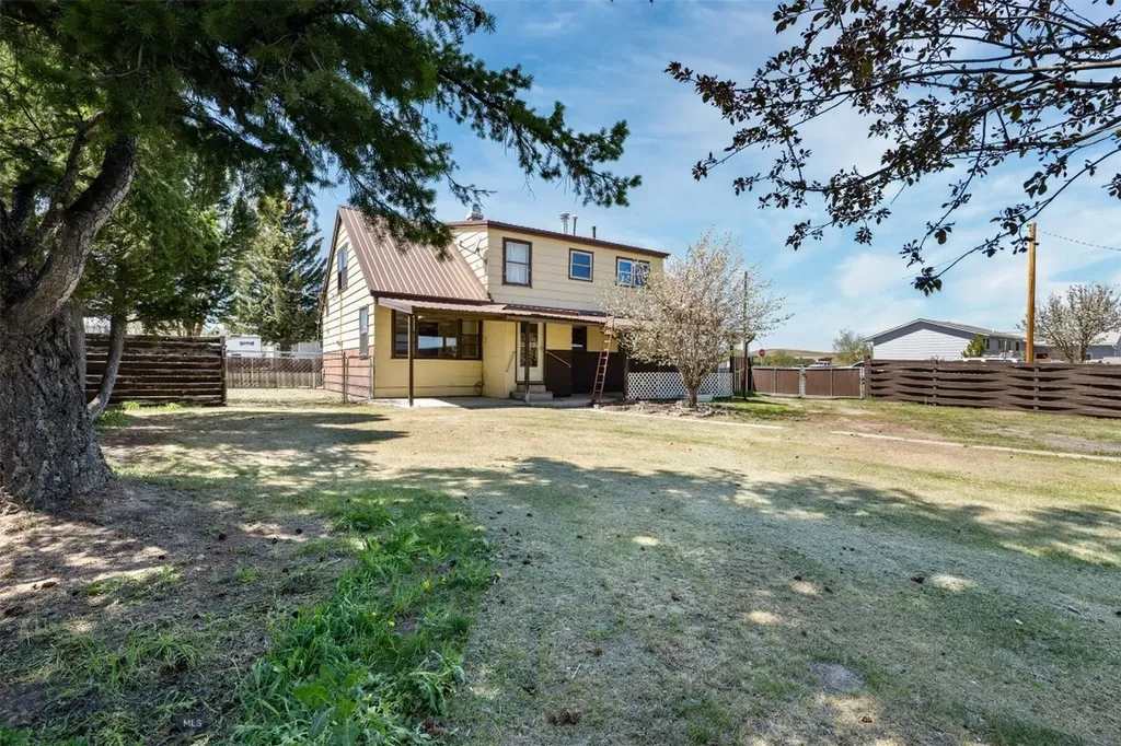 709 Oregon Street Deer Lodge MT 59722