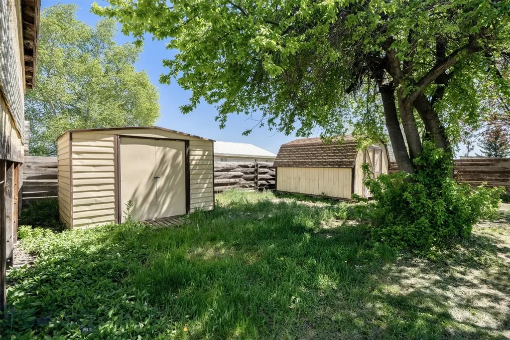 709 Oregon Street Deer Lodge MT 59722