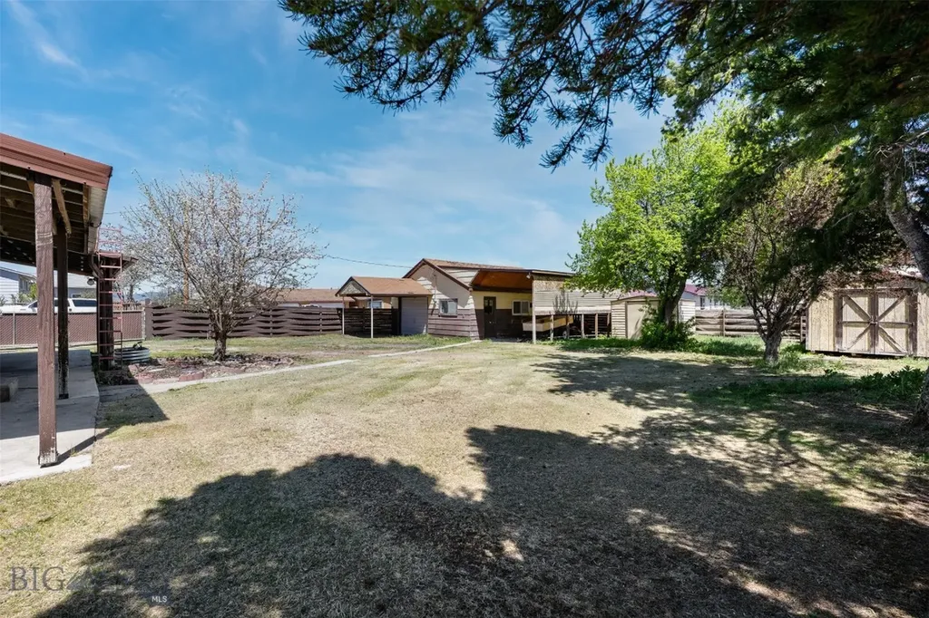 709 Oregon Street Deer Lodge MT 59722