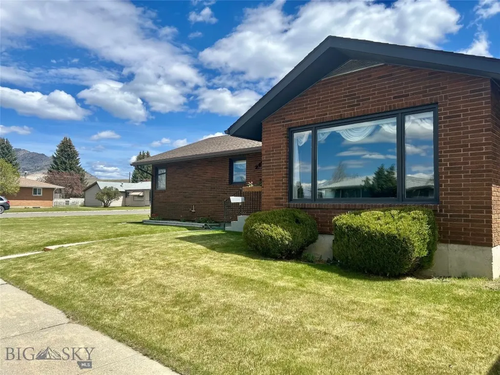 2406 Gladstone Butte MT 59701