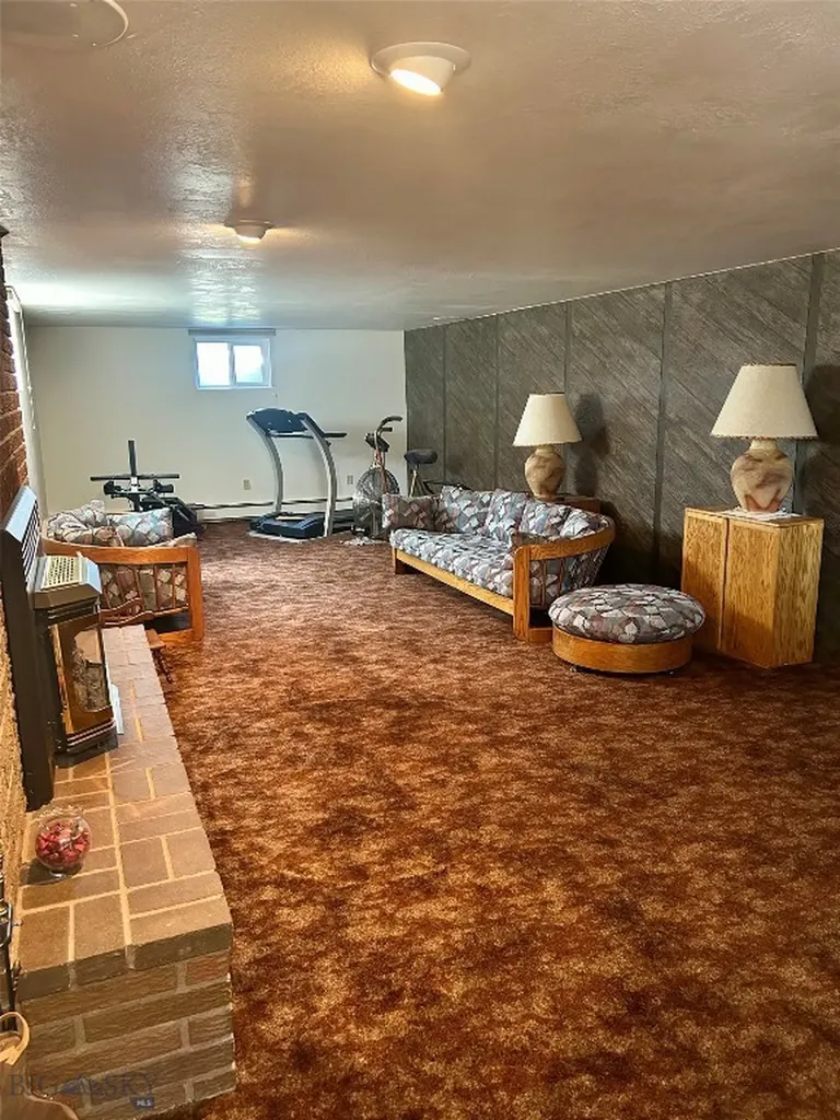 2406 Gladstone Butte MT 59701