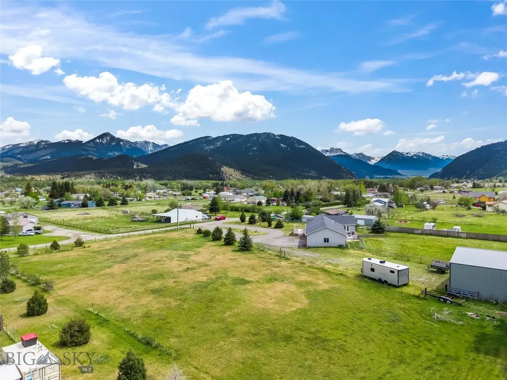 146 Canyon View Livingston MT 59047