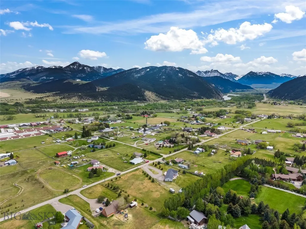 146 Canyon View Livingston MT 59047