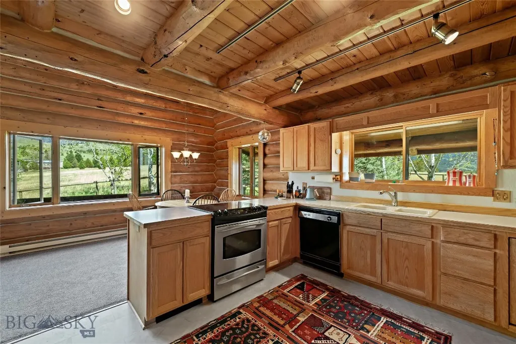 10 Rocky Hollow Trail Livingston MT 59047