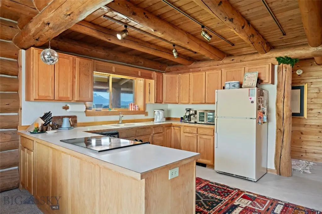 10 Rocky Hollow Trail Livingston MT 59047