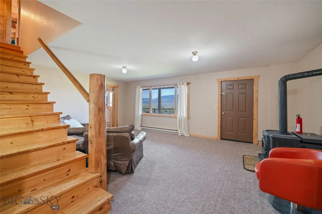 10 Rocky Hollow Trail Livingston MT 59047