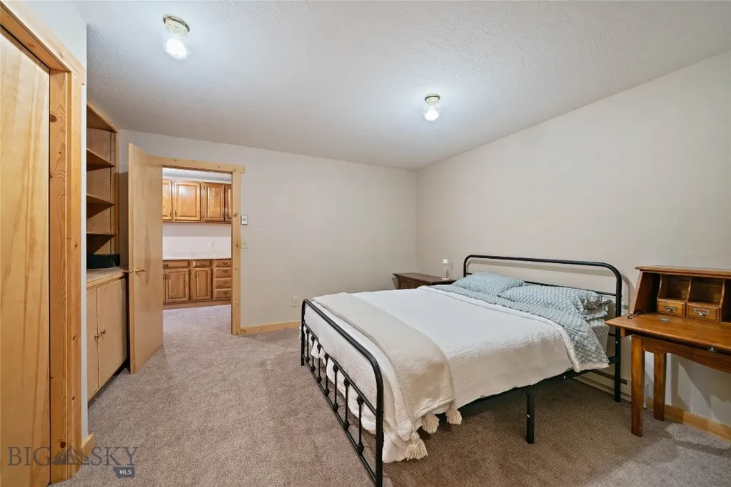 10 Rocky Hollow Trail Livingston MT 59047