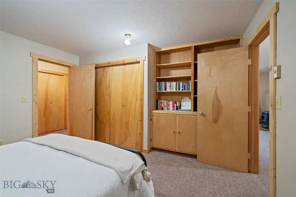 10 Rocky Hollow Trail Livingston MT 59047