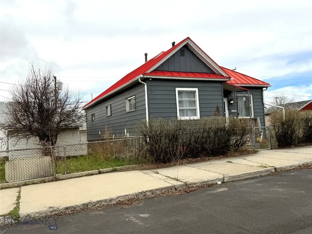 1125 Iowa Avenue Butte MT 59701