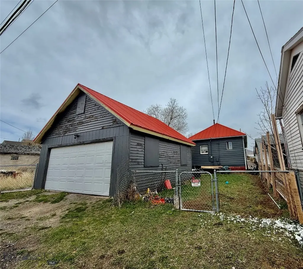 1125 Iowa Avenue Butte MT 59701