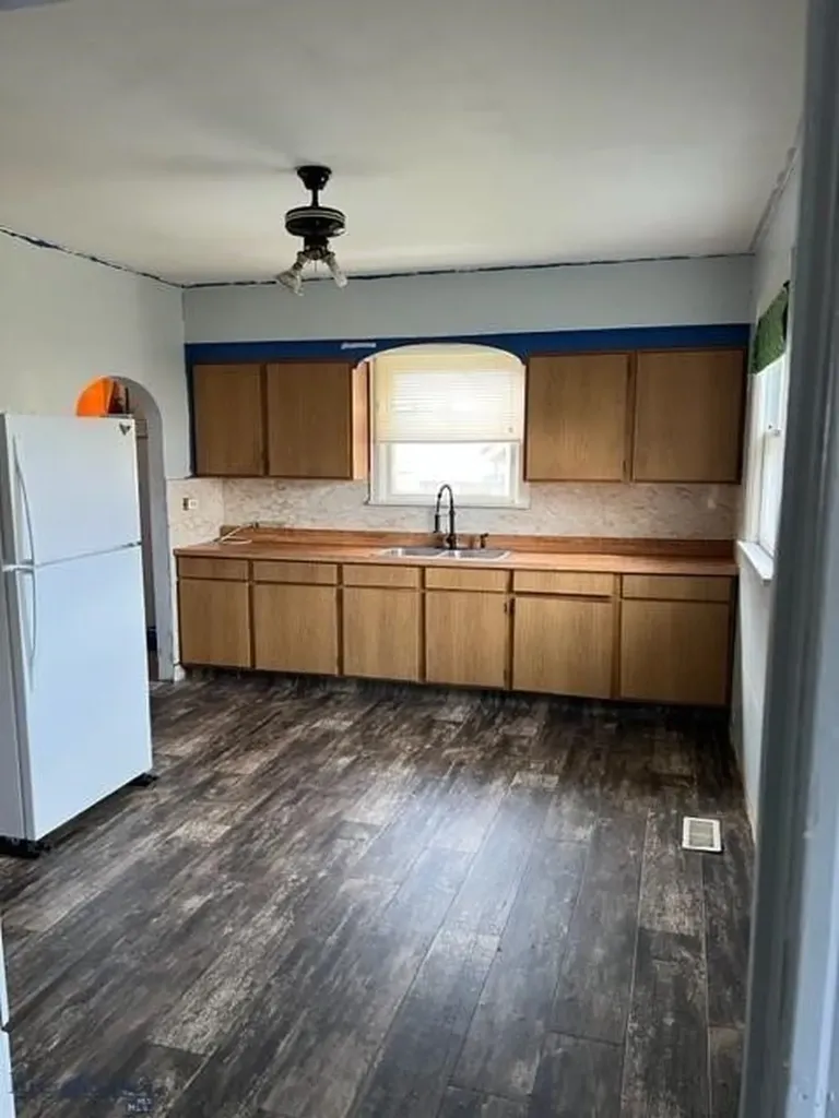 1125 Iowa Avenue Butte MT 59701