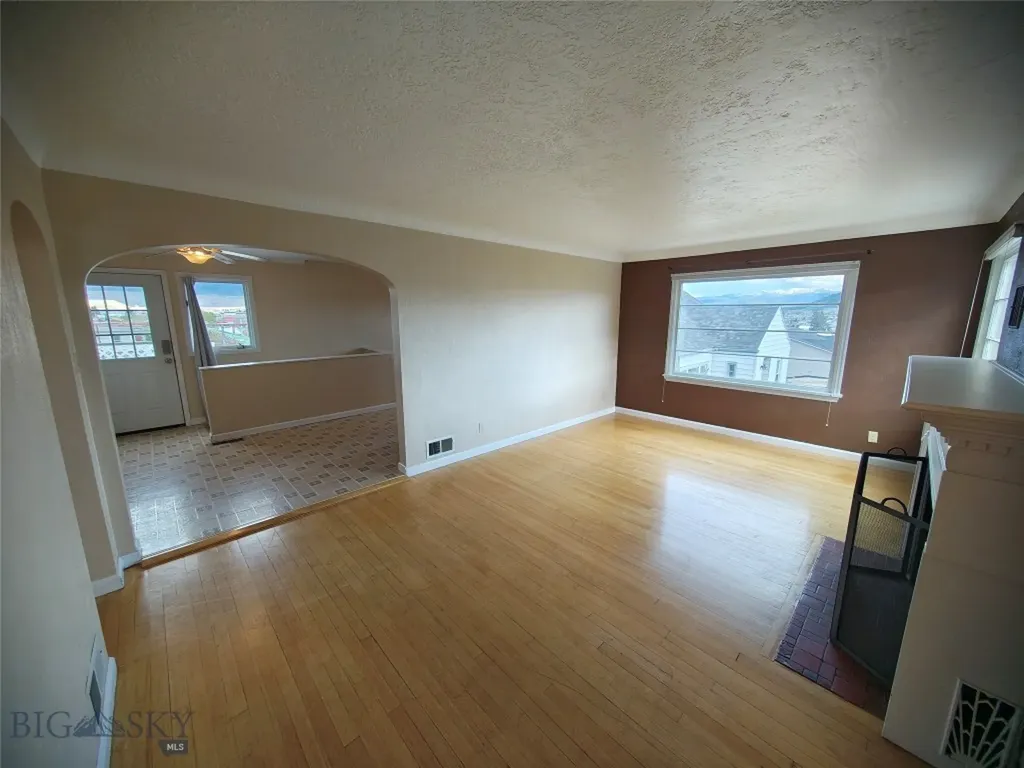 514 S Jackson Butte MT 59701