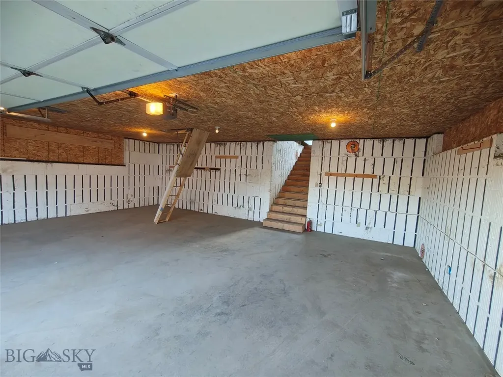 514 S Jackson Butte MT 59701