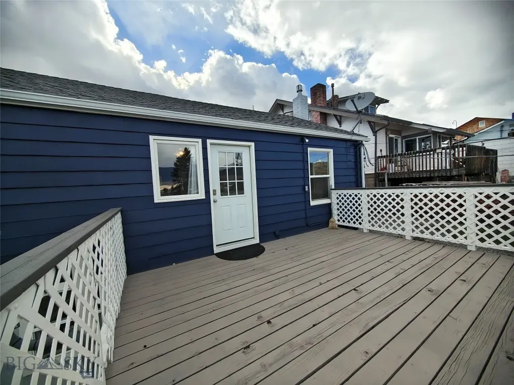 514 S Jackson Butte MT 59701