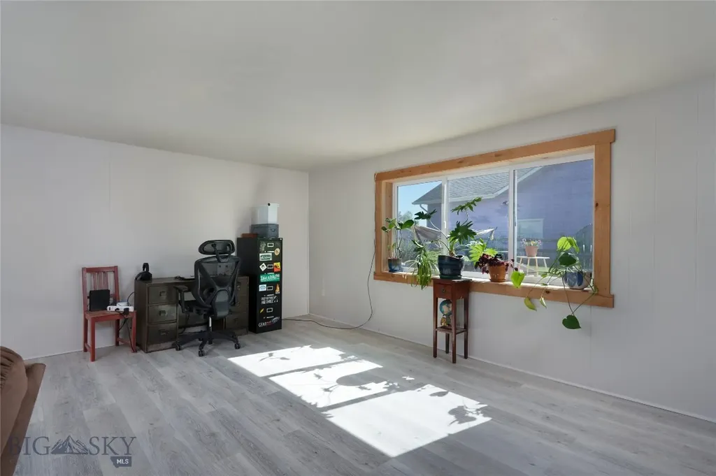 1104 S Pinecrest Drive Bozeman MT 59715