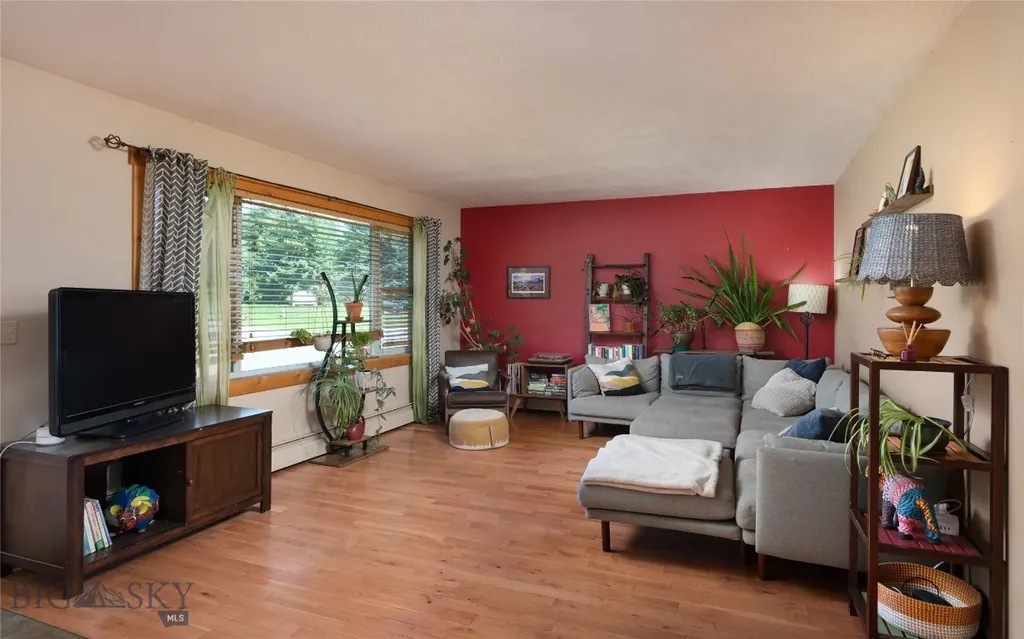 1104 S Pinecrest Drive Bozeman MT 59715
